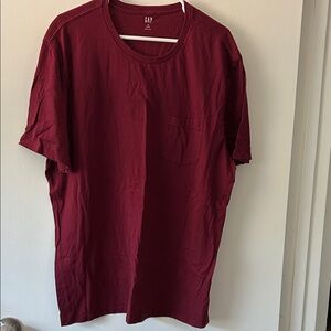 GAP Men's Deep Red Short Sleeve Tee
